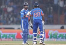 IND vs NZ 2nd T20: 70 रन पर 5 विकेट गंवाने के बाद भारत की धमाकेदार वापसी, तिलक वर्मा ने जड़ा नाबाद अर्धशतक