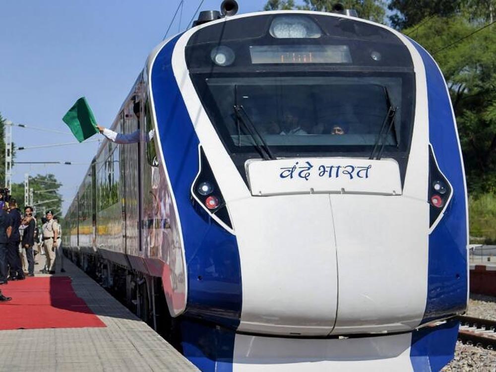 दिल्ली से पटना का सफर होगा आसान, छठ पर प्रस्तावित वंदे भारत के टाइमिंग-किराए और स्टॉपेज की पूरी डिटेल