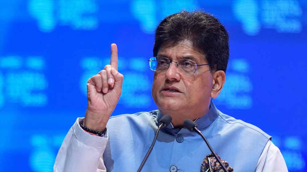 CEC की नियुक्ति और पद्म विभूषण पर सियासी घमासान, पीयूष गोयल ने राहुल गांधी पर साधा निशाना