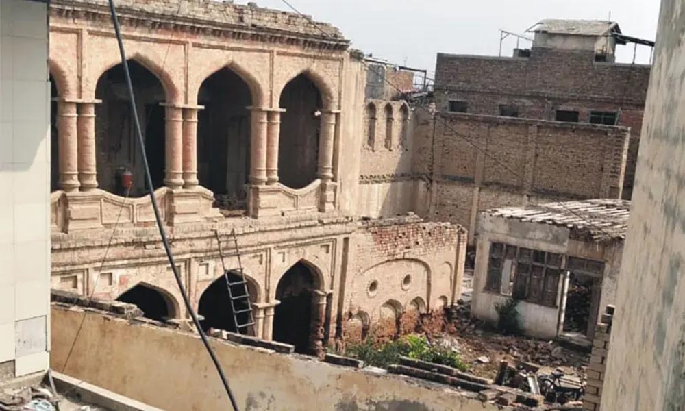 पाकिस्तान के डेरा इस्माइल खान में रामलीला मंदिर पर लगा ताला, हिंदू समुदाय ने जताया विरोध
