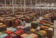 मजदूरों की हड़ताल और कच्चे माल में 35% तक उछाल, दिवाली से पहले महंगी होंगी साड़ियां