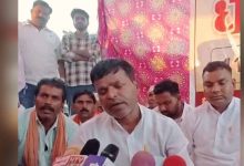 वन विभाग की कार्रवाई के खिलाफ एकजुट हुए 35 गांवों के आदिवासी, जमीन के दस्तावेज लेकर भोपाल आएंगे