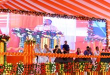 सिल्क क्लस्टर के रूप में विकसित होंगे संत रविदास नगर, मीरजापुर और वाराणसी: मुख्यमंत्री योगी आदित्यनाथ