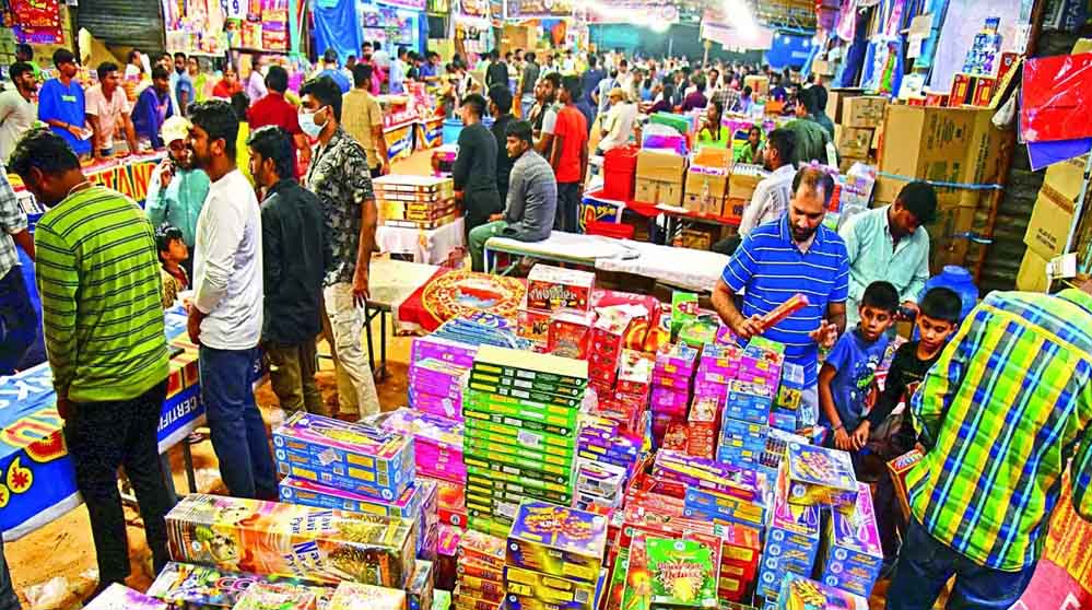 दिवाली से पहले जालंधर में पटाखा बाजार का रास्ता साफ, जिला प्रशासन ने दी अनुमति