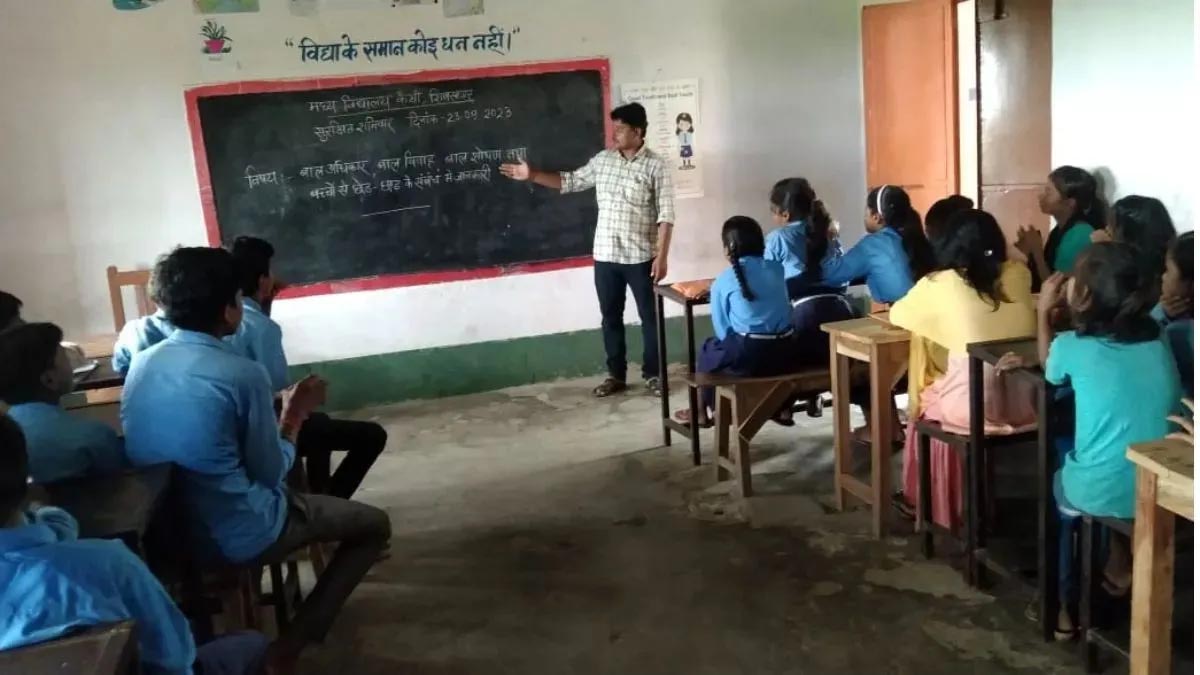 बिहार में छात्रों की अटेंडेंस पर सख्ती, 75% हाजिरी पर ही मिलेगा सरकारी योजनाओं का लाभ