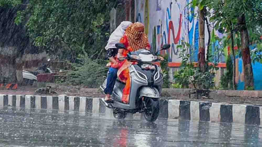 मध्य प्रदेश में 24 अक्टूबर से एक्टिव होगा नया मौसम सिस्टम, 5 जिलों में बारिश की चेतावनी मध्य प्रदेश में 24 अक्टूबर से एक्टिव होगा नया मौसम सिस्टम, 5 जिलों में बारिश की चेतावनी