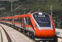 Vande Bharat Train: नई वंदे भारत चेयर कार में कमियां उजागर, रेलवे बोर्ड ने RCF को तुरंत कार्रवाई के लिए कहा