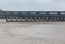 बिहार में बाढ़ का खतरा टला? गंडक बराज से पानी का डिस्चार्ज घटा, तटवर्ती लोगों ने ली राहत की सांस