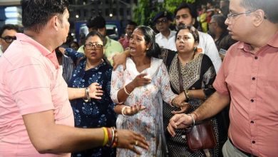दुर्गा पूजा पंडाल में अचानक क्यों मची भगदड़? 19 मौतों के पीछे गलत अनाउंसमेंट और अव्यवस्थाओं की जांच