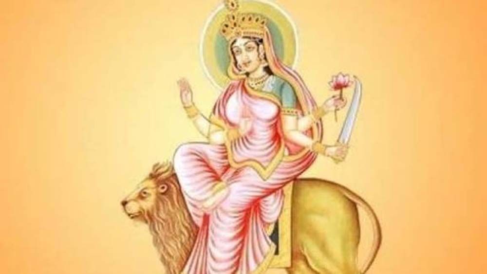 Maa Katyayani Katha 2026: नवरात्रि के छठे दिन पढ़ें मां कात्यायनी की व्रत कथा