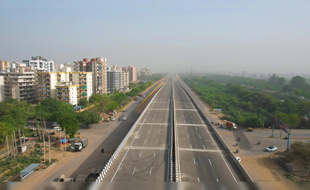 दिल्ली-NCR वालों को बड़ी राहत! DND-जैतपुर-सोहना कॉरिडोर से 3 घंटे का सफर सिमटकर 45 मिनट होगा दिल्ली-NCR वालों को बड़ी राहत! DND-जैतपुर-सोहना कॉरिडोर से 3 घंटे का सफर सिमटकर 45 मिनट होगा