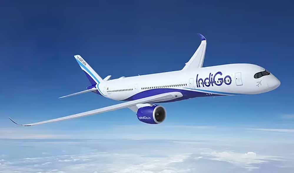 महंगा हुआ IndiGo का हवाई सफर, घरेलू फ्लाइट्स पर ₹375 से ₹1,300 तक बढ़ा फ्यूल चार्ज