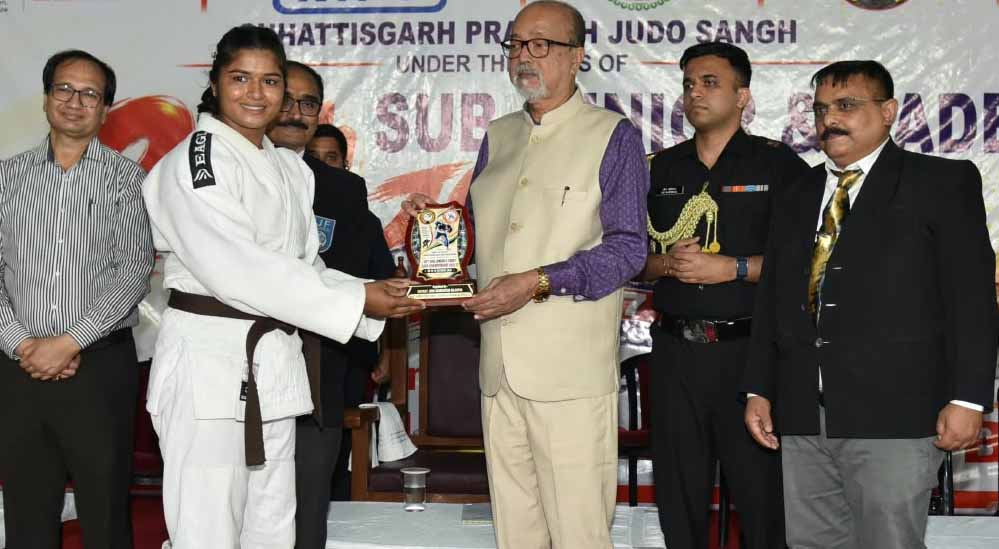 जूडो सिखाता है साहस और अनुशासन का पाठ, राज्यपाल रमेन डेका ने किया प्रतियोगिता का उद्घाटन जूडो सिखाता है साहस और अनुशासन का पाठ, राज्यपाल रमेन डेका ने किया प्रतियोगिता का उद्घाटन