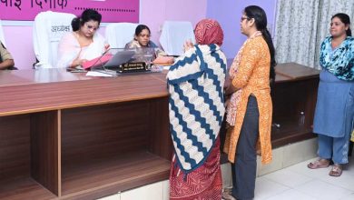 महिला आयोग की जनसुनवाई में 30 प्रकरणों पर हुई सुनवाई, 10 नस्तीबद्ध