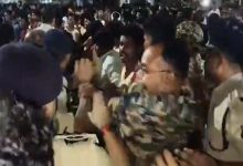 फूल रथ का पहिया निकला, ग्रामीणों और पुलिस में विवाद