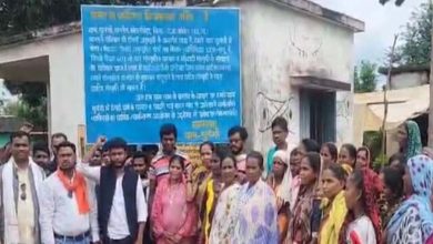 CG में धर्मांतरण को लेकर बढ़ा विरोध, ग्रामीणों ने लगाए नो एंट्री के साइन बोर्ड