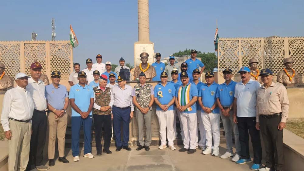 वायु सेना दिवस पर रेजांगला में गूंजा शौर्य का सम्मान, पूर्व सैन्य अधिकारियों ने शहीदों को दी श्रद्धांजलि वायु सेना दिवस पर रेजांगला में गूंजा शौर्य का सम्मान, पूर्व सैन्य अधिकारियों ने शहीदों को दी श्रद्धांजलि
