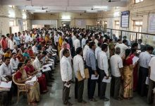 शुभ मुहूर्त में रजिस्ट्री की होड़, इंदौर में सर्वर धीमा होने से लोग परेशान