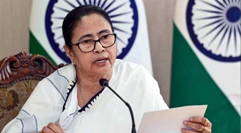 ममता बनर्जी गुट को राहत नहीं, 4 बैंक खातों पर सुप्रीम कोर्ट ने दखल से किया इनकार ममता बनर्जी गुट को राहत नहीं, 4 बैंक खातों पर सुप्रीम कोर्ट ने दखल से किया इनकार