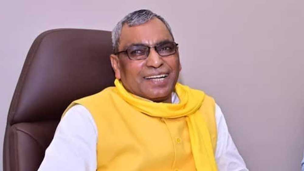 प्रत्याशी अपने उतारकर सिंबल हमारा दिया था', ओम प्रकाश राजभर ने अखिलेश पर लगाया धोखा देने का आरोप