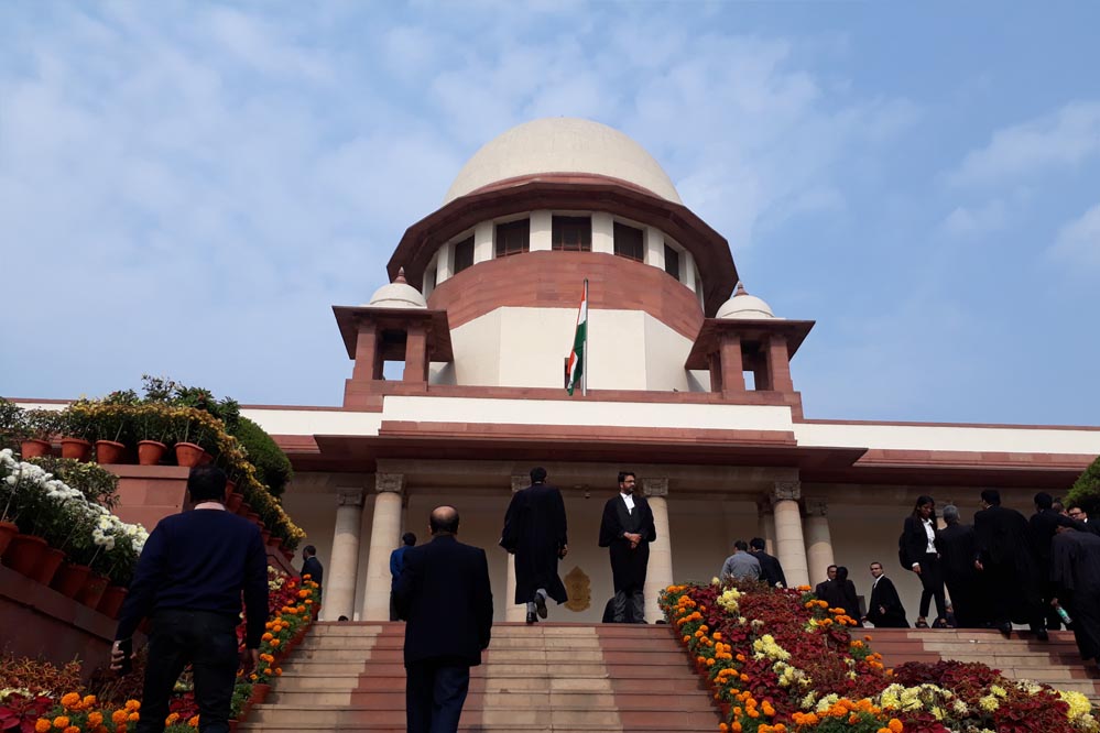 CG Conversion Law: धर्मांतरण कानून को सुप्रीम कोर्ट में चुनौती, धार्मिक स्वतंत्रता के मुद्दे पर होगी सुनवाई CG Conversion Law: धर्मांतरण कानून को सुप्रीम कोर्ट में चुनौती, धार्मिक स्वतंत्रता के मुद्दे पर होगी सुनवाई