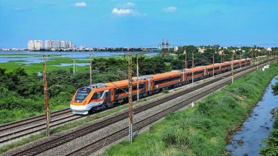 Train Timing Change: वंदे भारत, एक्सप्रेस और DMU ट्रेनों का बदला शेड्यूल, सफर से पहले देखें समय