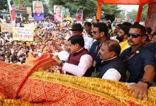 इंदौर में विशाल चुनरी यात्रा में शामिल हुए मुख्यमंत्री डॉ. यादव