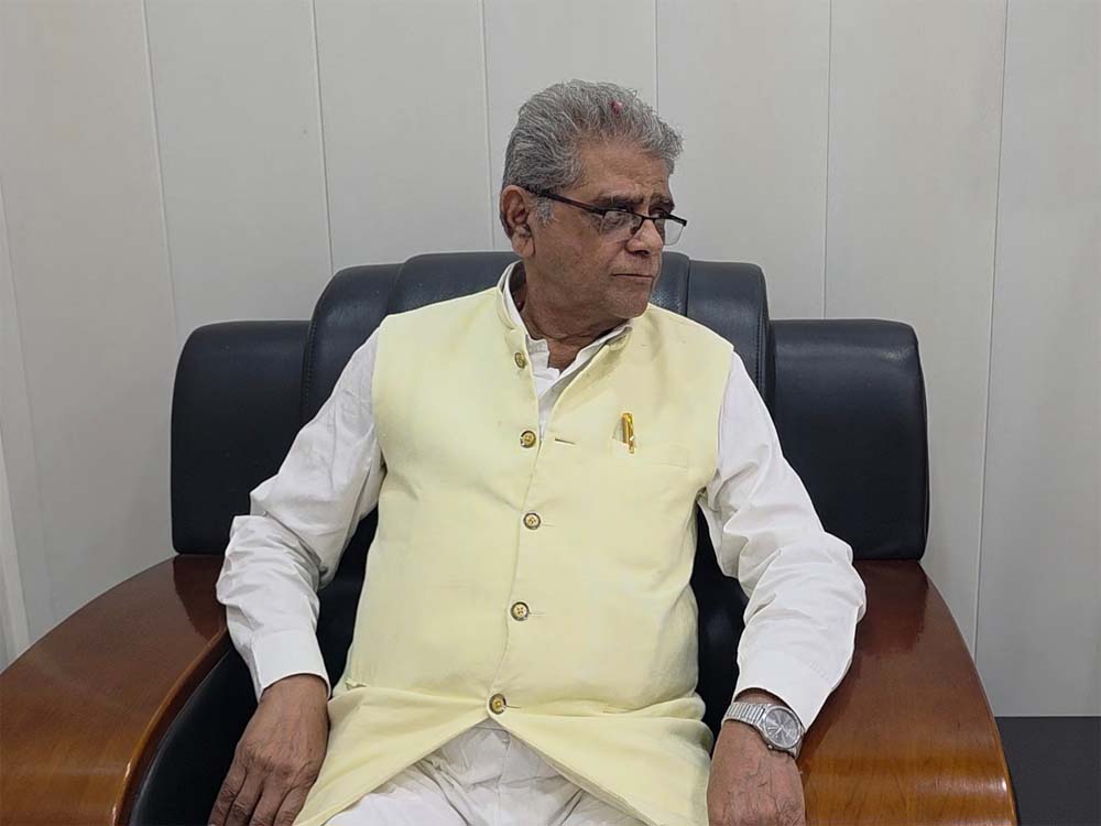 'जनता 2027 में अखिलेश को फिर सबक सिखाएगी’, डॉ. अरुण कुमार सक्सेना ने सपा पर बोला हमला' 'जनता 2027 में अखिलेश को फिर सबक सिखाएगी’, डॉ. अरुण कुमार सक्सेना ने सपा पर बोला हमला'