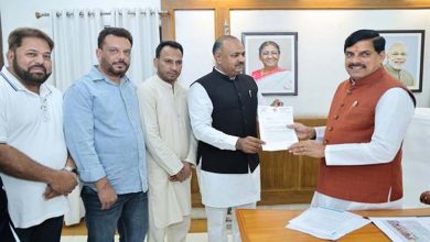 मुख्यमंत्री डॉ. यादव से राज्य वक्फ बोर्ड के अध्यक्ष डॉ. सनवर पटेल ने की भेंट