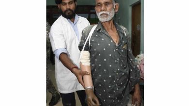 ट्रेन हादसे के दर्द पर 'सेवा संकल्प' का मरहम, धमतरी के तेजराम को दो घंटे में मिला कृत्रिम हाथ, लौटी जिंदगी की रंगत