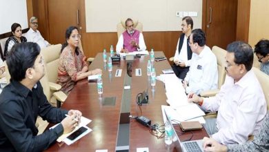 योजनाओं के लक्ष्य समय-सीमा में पूर्ण करें, सभी जरूरतमंदों तक पहुँचाएँ लाभ : मंत्री कुशवाहा