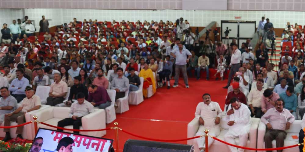 प्रधानमंत्री मोदी ने लोकतंत्र को गौरवान्वित करते हुए सार्वजनिक जीवन जिया है
