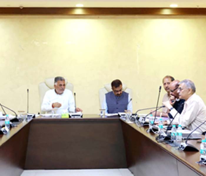 उच्च शिक्षा विभाग और प्रदेश के 17 सार्वजनिक विश्वविद्यालयों के बीच डिलीवरी पार्टनरशिप एग्रीमेंट पर हुए हस्ताक्षर उच्च शिक्षा विभाग और प्रदेश के 17 सार्वजनिक विश्वविद्यालयों के बीच डिलीवरी पार्टनरशिप एग्रीमेंट पर हुए हस्ताक्षर