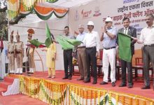 डीजीपी कैलाश मकवाणा ने लाल परेड ग्राउंड से हरी झंडी दिखाकर रैली को किया रवाना