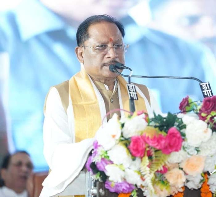 मुख्यमंत्री साय भण्डारपुरी धाम में आयोजित गुरु दर्शन एवं संत समागम मेले में हुए शामिल