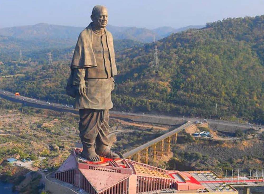 सरदार वल्लभभाई पटेल की जयंती 31 अक्टूबर को राष्ट्रीय एकता दिवस के रूप में मनाई जाएगी सरदार वल्लभभाई पटेल की जयंती 31 अक्टूबर को राष्ट्रीय एकता दिवस के रूप में मनाई जाएगी